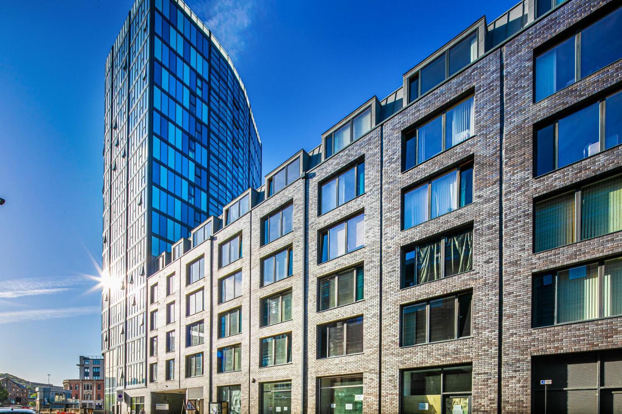 Stylish 2 Bed Apt 18 - City Centre, Free Parking, Espresso Machine & Netflix - Hosted By Stay Host Save Sheffield Esterno foto