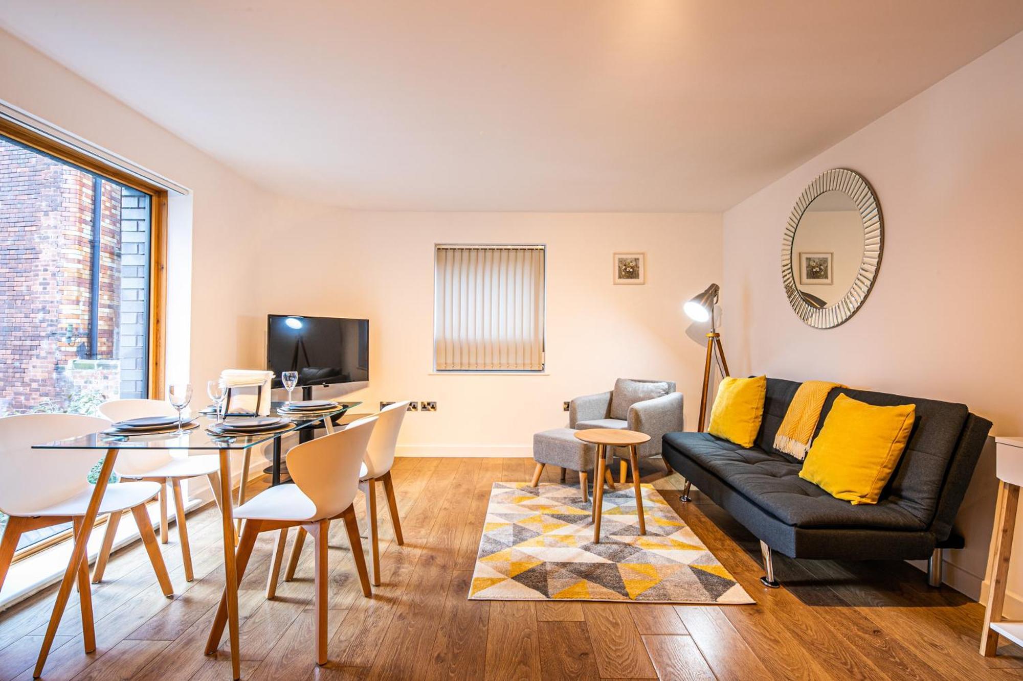 Stylish 2 Bed Apt 18 - City Centre, Free Parking, Espresso Machine & Netflix - Hosted By Stay Host Save Sheffield Esterno foto